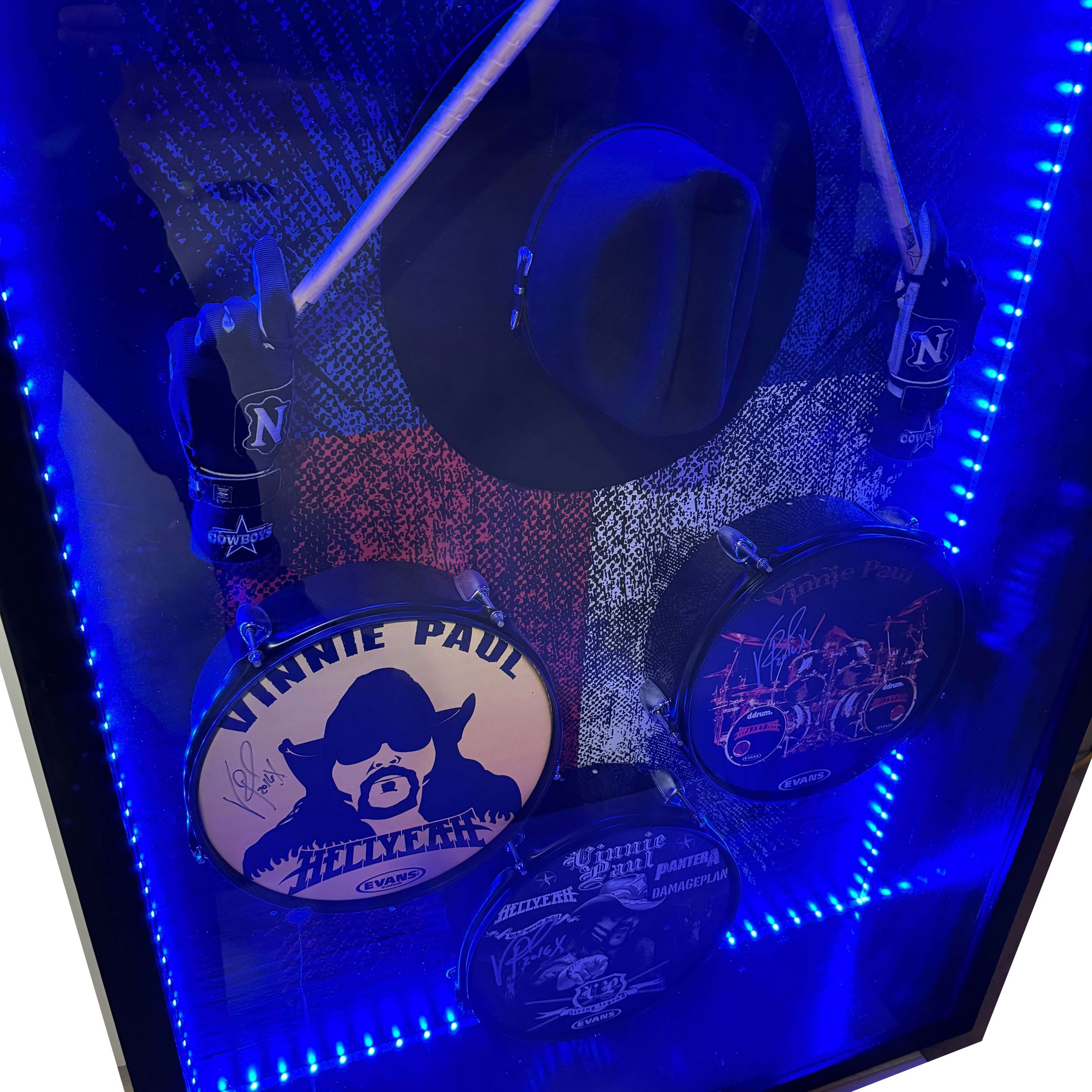 VINNIE PAUL BOX - GLOVES / STICKS / HAT OWNED BY VINNIE + 3 SIGNED DRUMHEAD - Image 2